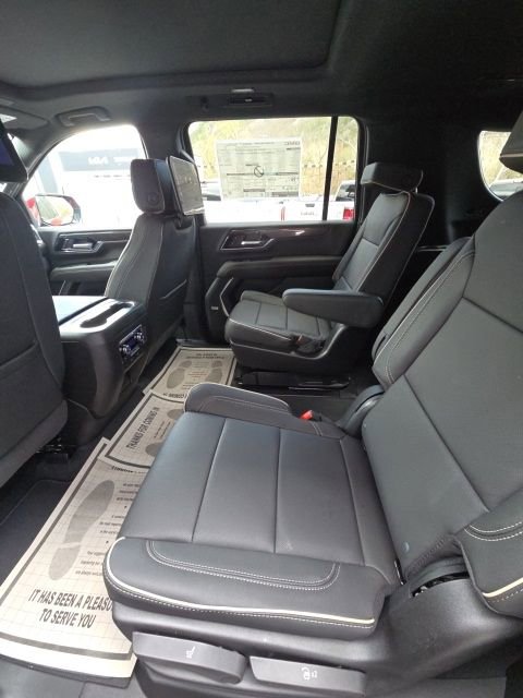 New 2026 GMC Yukon XL Elevation image 16