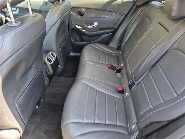 Used 2021 Mercedes-Benz GLC 300 4MATIC image 20