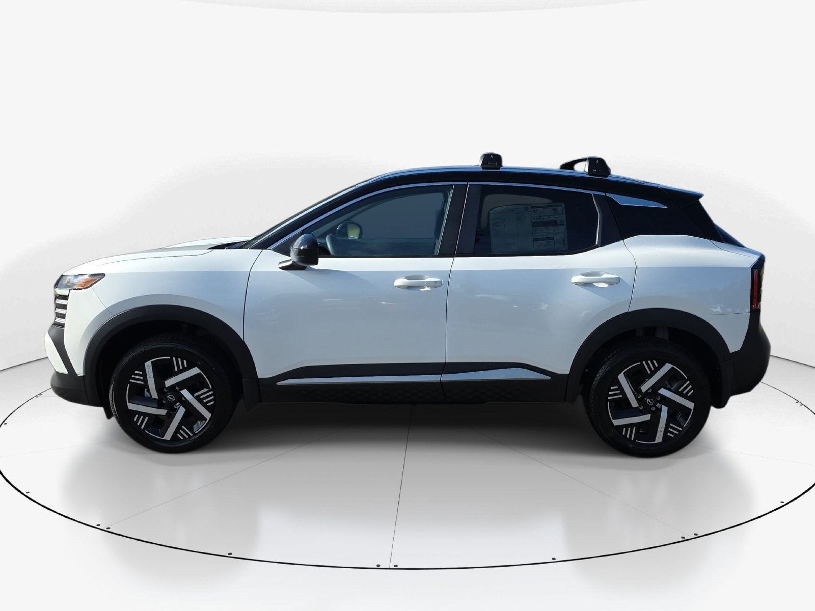 New 2027 Nissan Kicks SV w/ SV Premium Package FWD image 9