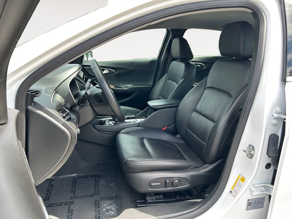 Used 2024 Chevrolet Malibu LT FWD image 7