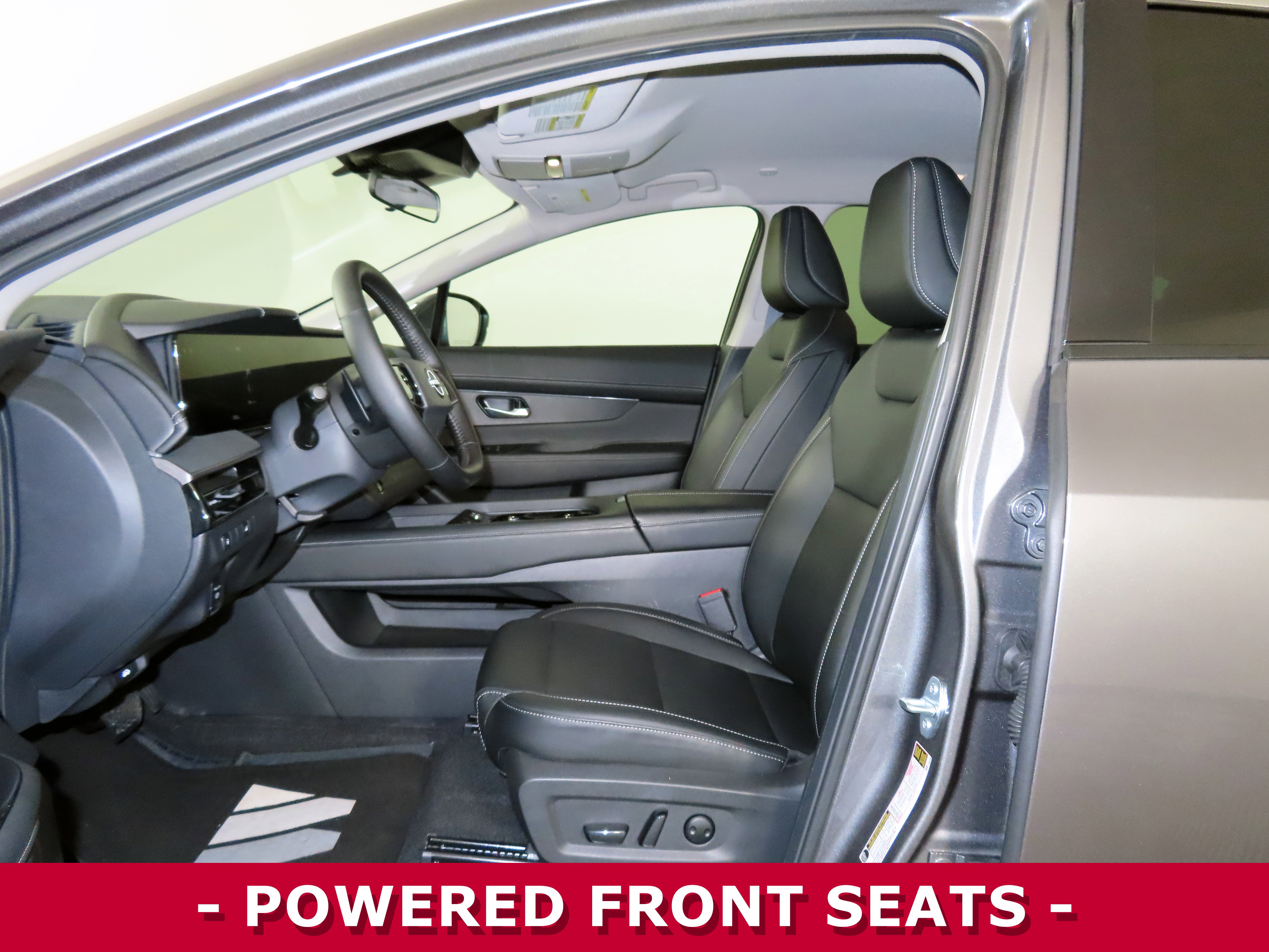 Certified 2025 Nissan Murano SV image 16