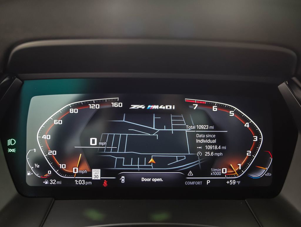 Used 2020 BMW Z4 M40i w/ Executive Package image 13