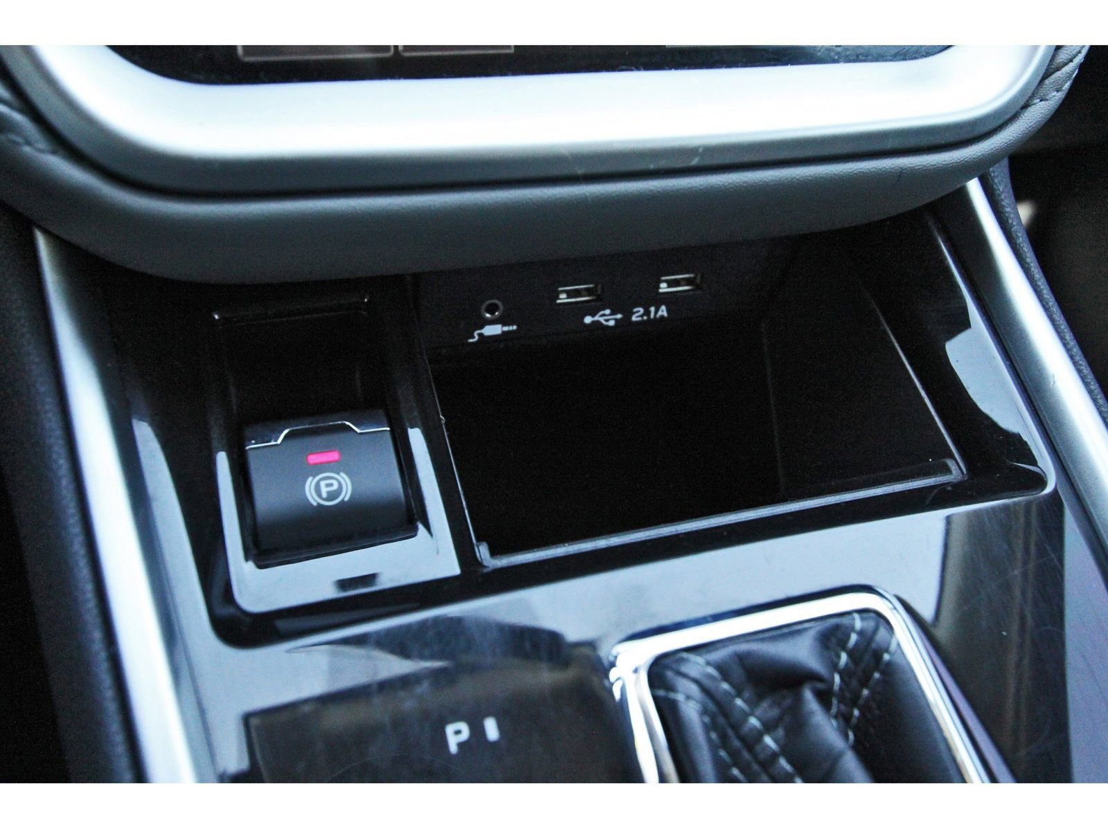 Used 2022 Subaru Outback Premium image 28