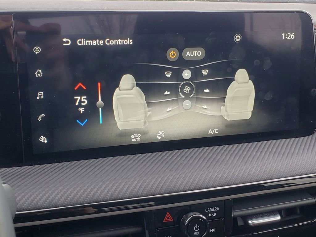 Used 2025 Nissan Kicks SR AWD/4WD image 21