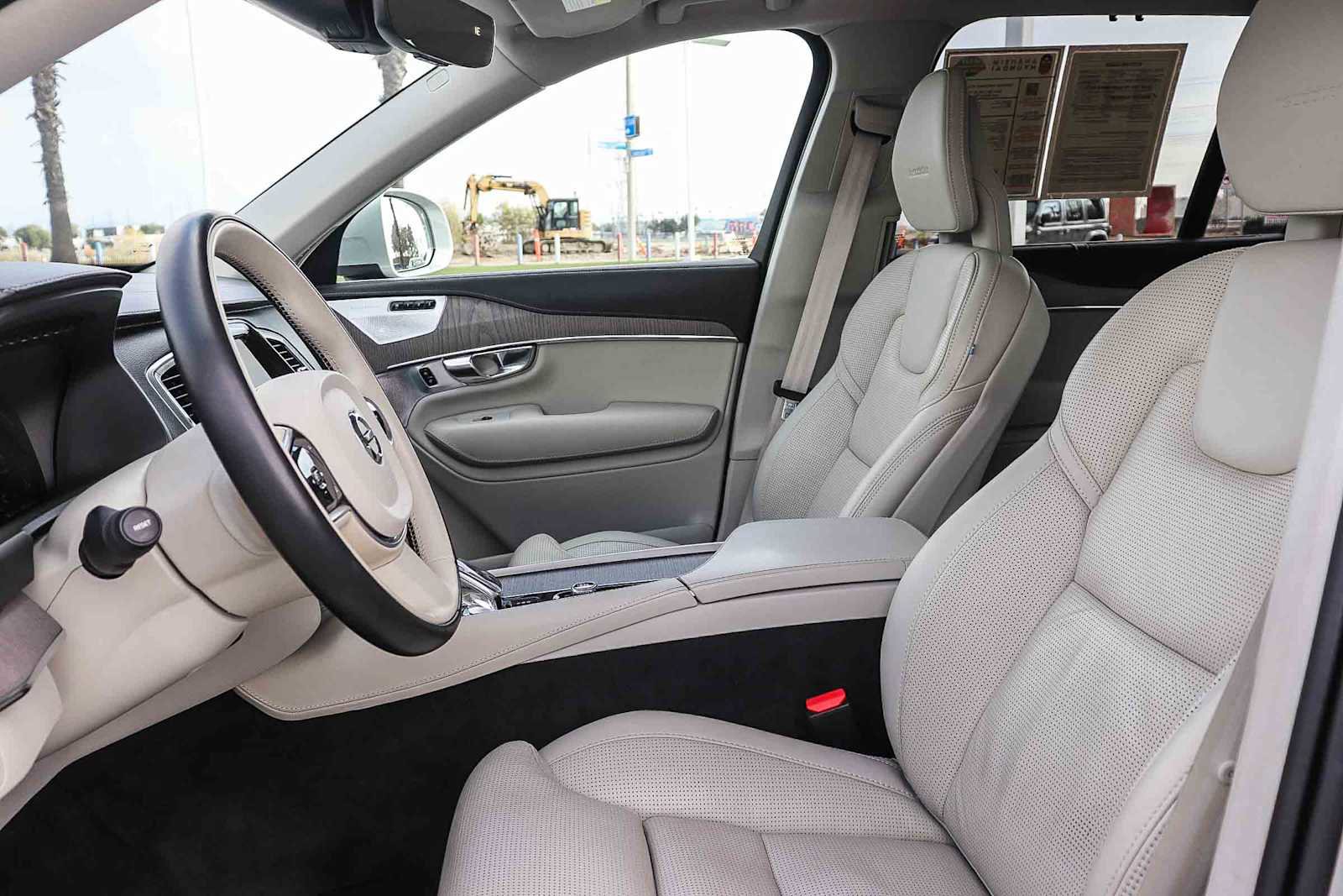 Used 2020 Volvo XC90 T8 Inscription w/ Protection Package Premier image 22