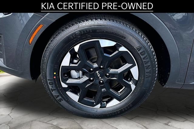 Certified 2024 Kia Sorento S FWD image 8