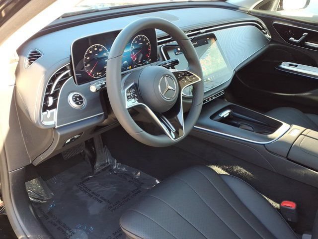 New 2026 Mercedes-Benz E 350 4MATIC Sedan image 13