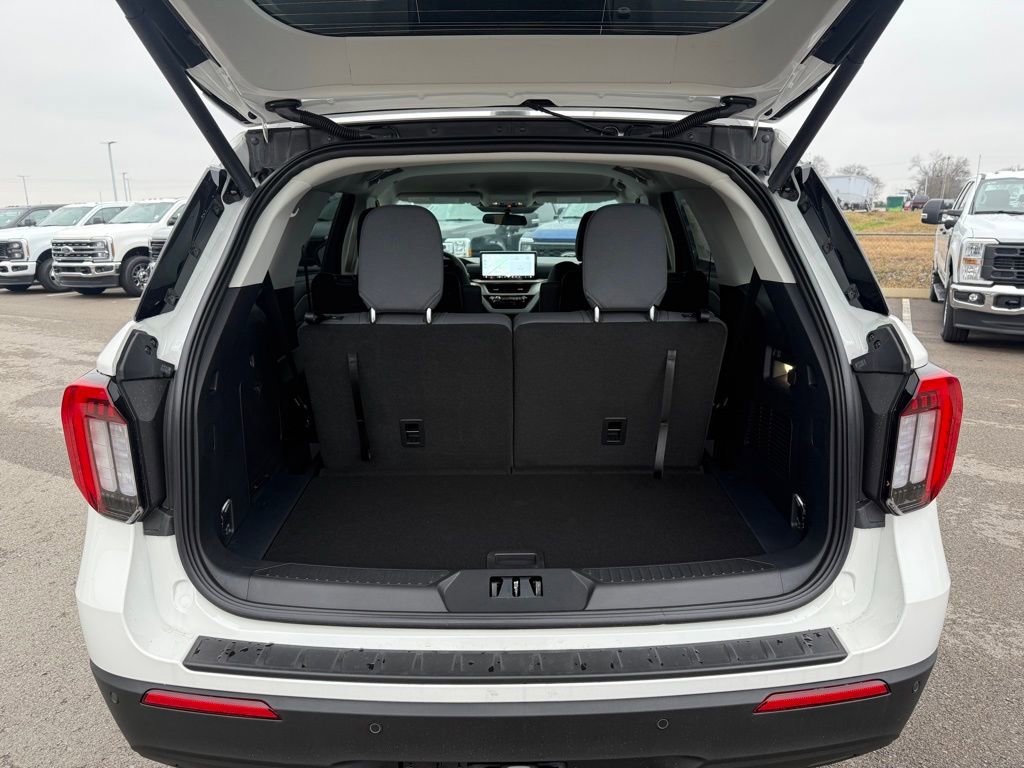 New 2026 Ford Explorer Active image 35