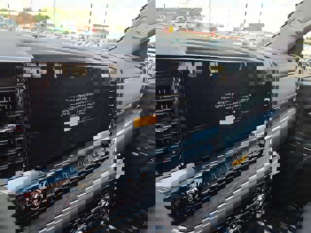 New 2026 GMC Sierra 1500 SLT image 16