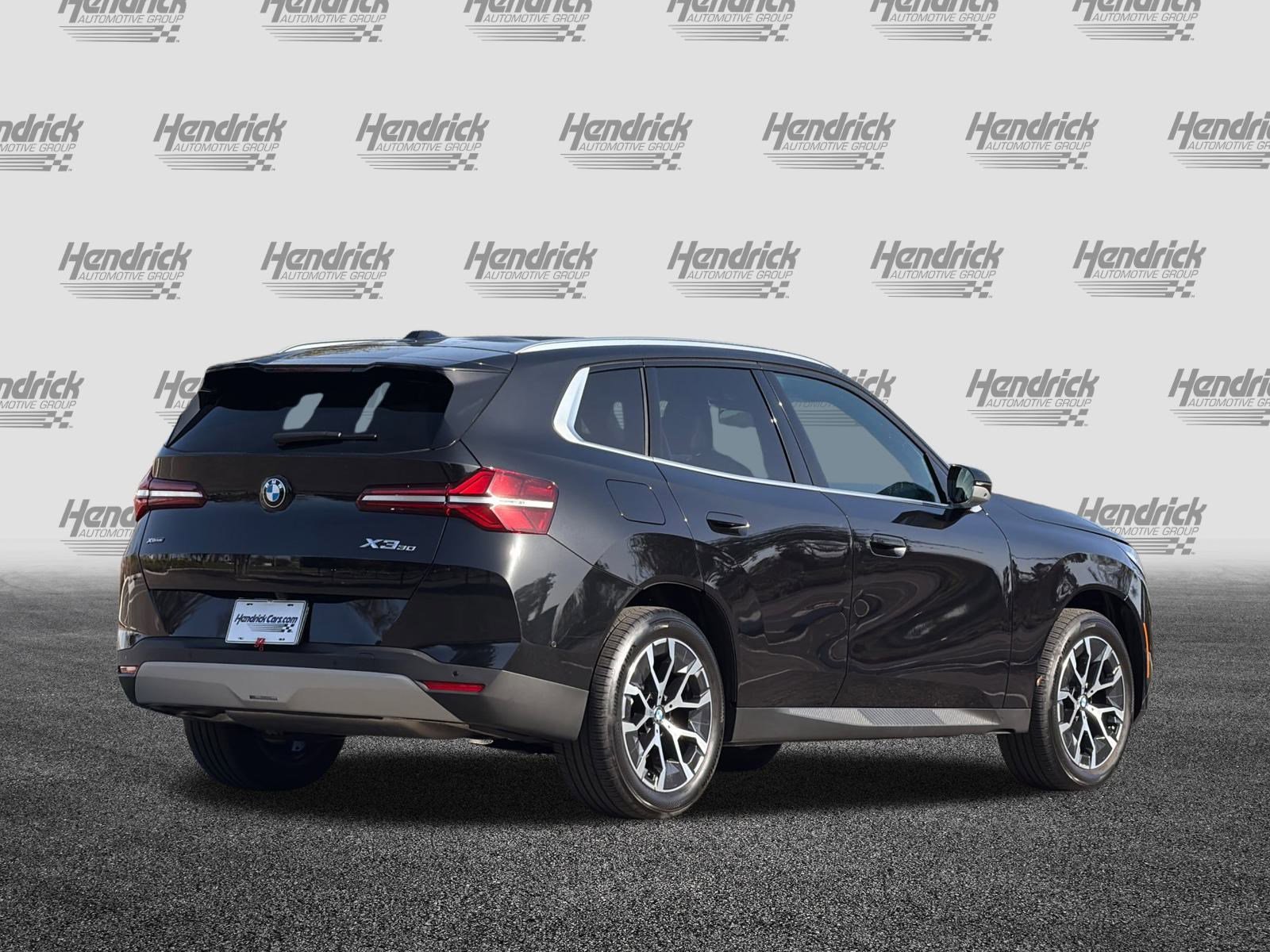 Used 2025 BMW X3 xDrive30i w/ Premium Package image 5