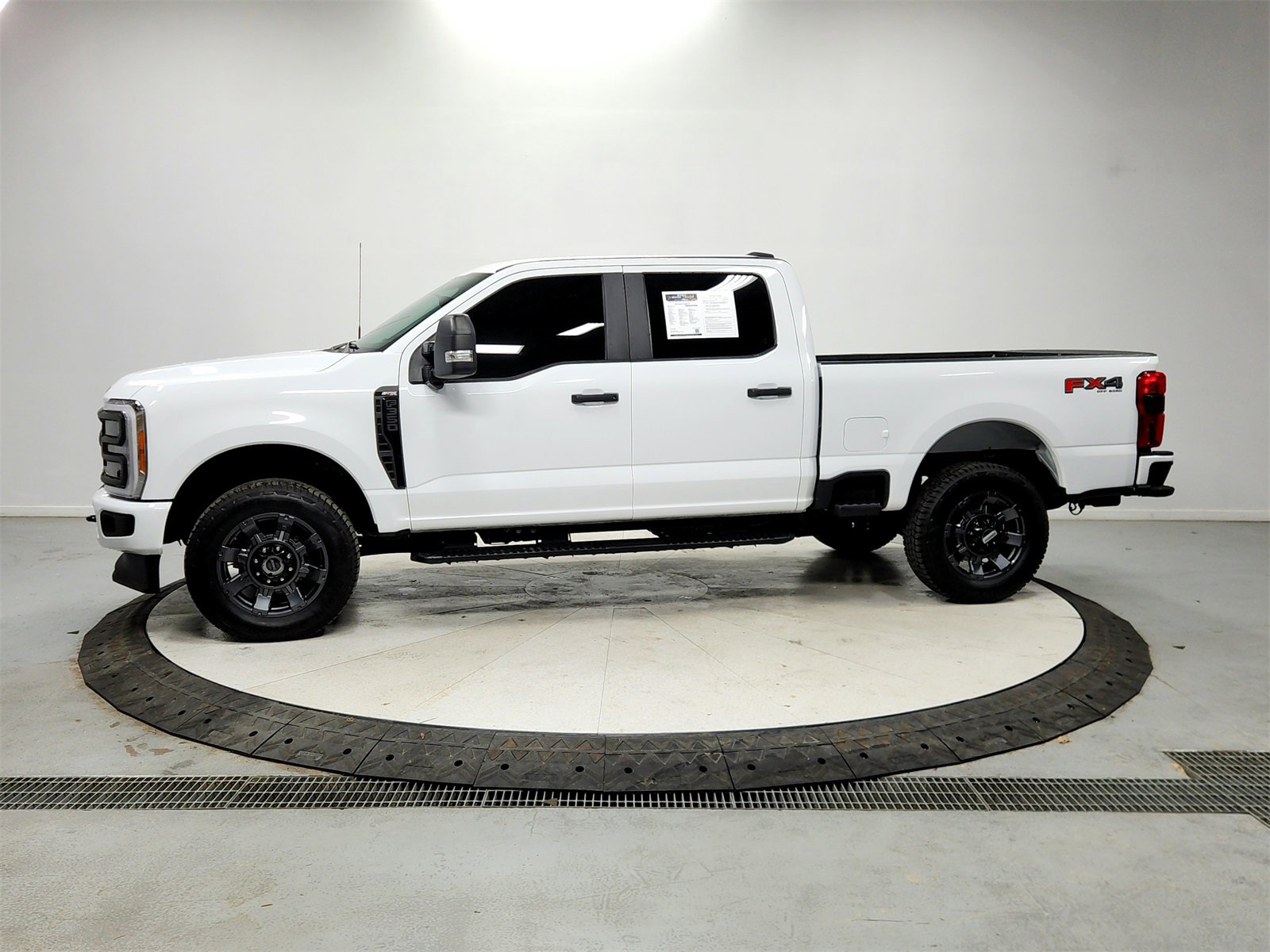Used 2023 Ford F350 XL w/ STX Appearance Package image 4