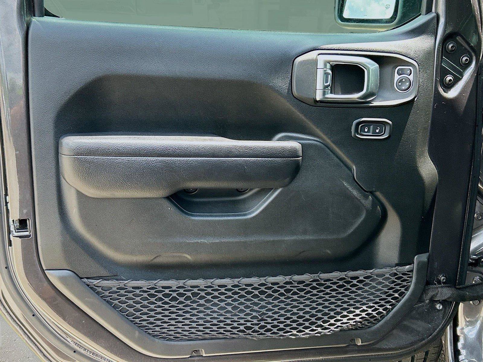 Used 2022 Jeep Wrangler Unlimited Sport AWD/4WD image 22