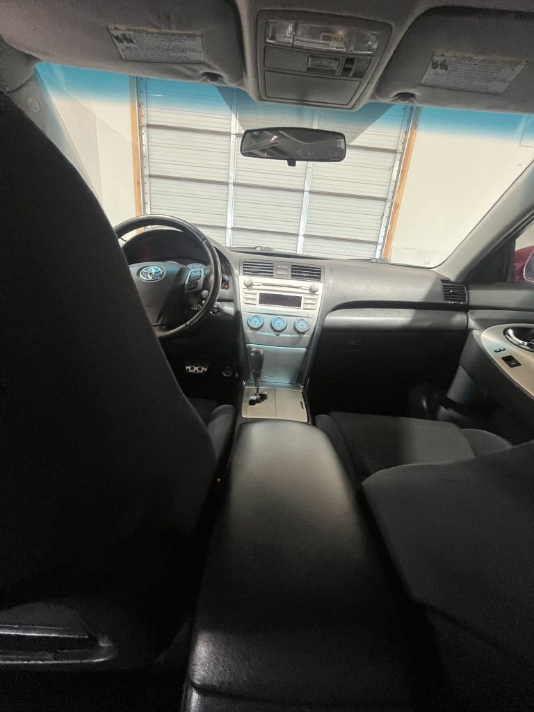 Used 2011 Toyota Camry SE w/ SE Extra-Value Pkg #1 image 6