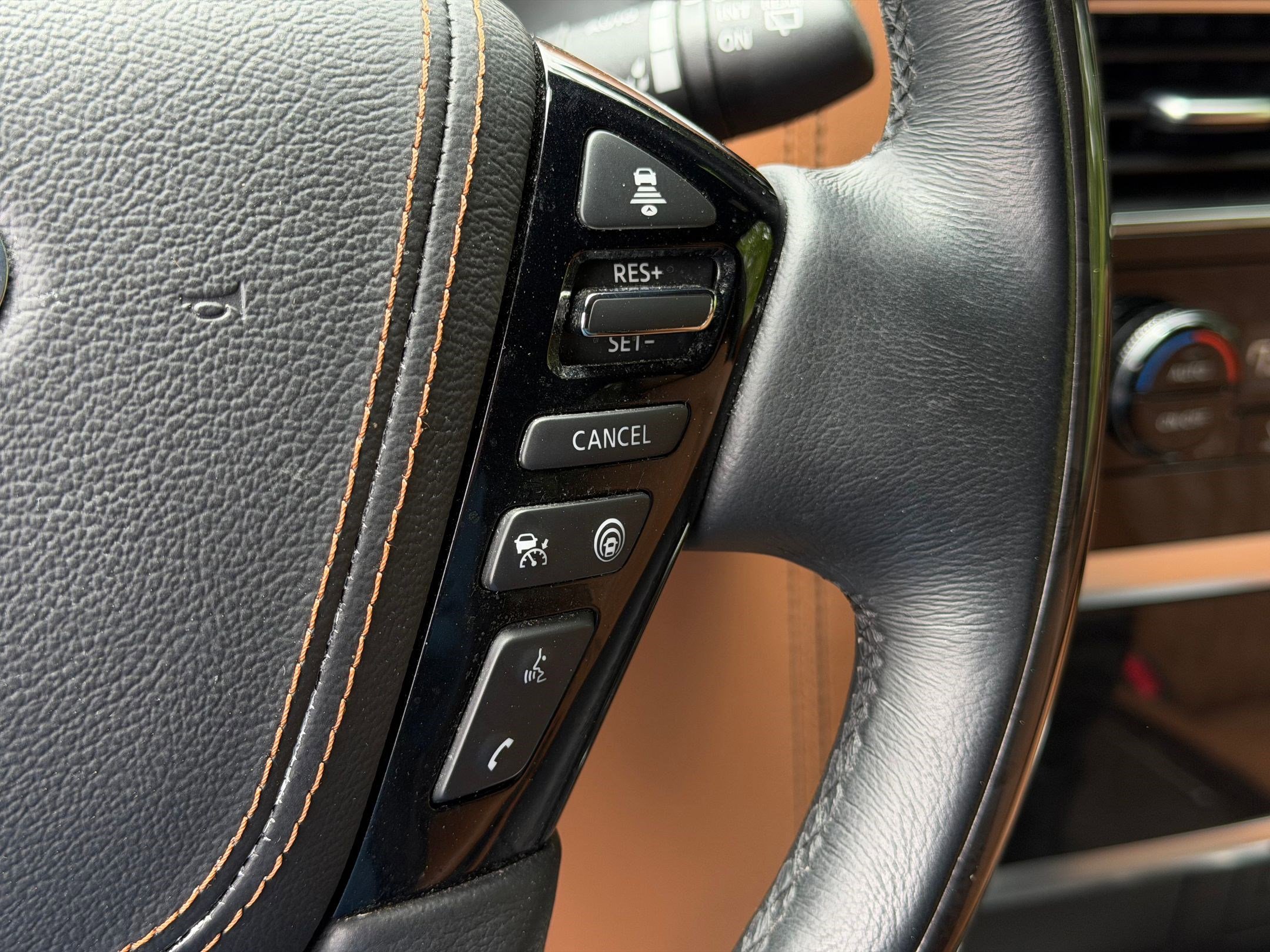 Used 2024 INFINITI QX80 Sensory AWD/4WD image 29
