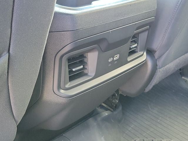 Used 2023 Chevrolet Silverado 1500 LT AWD/4WD image 24