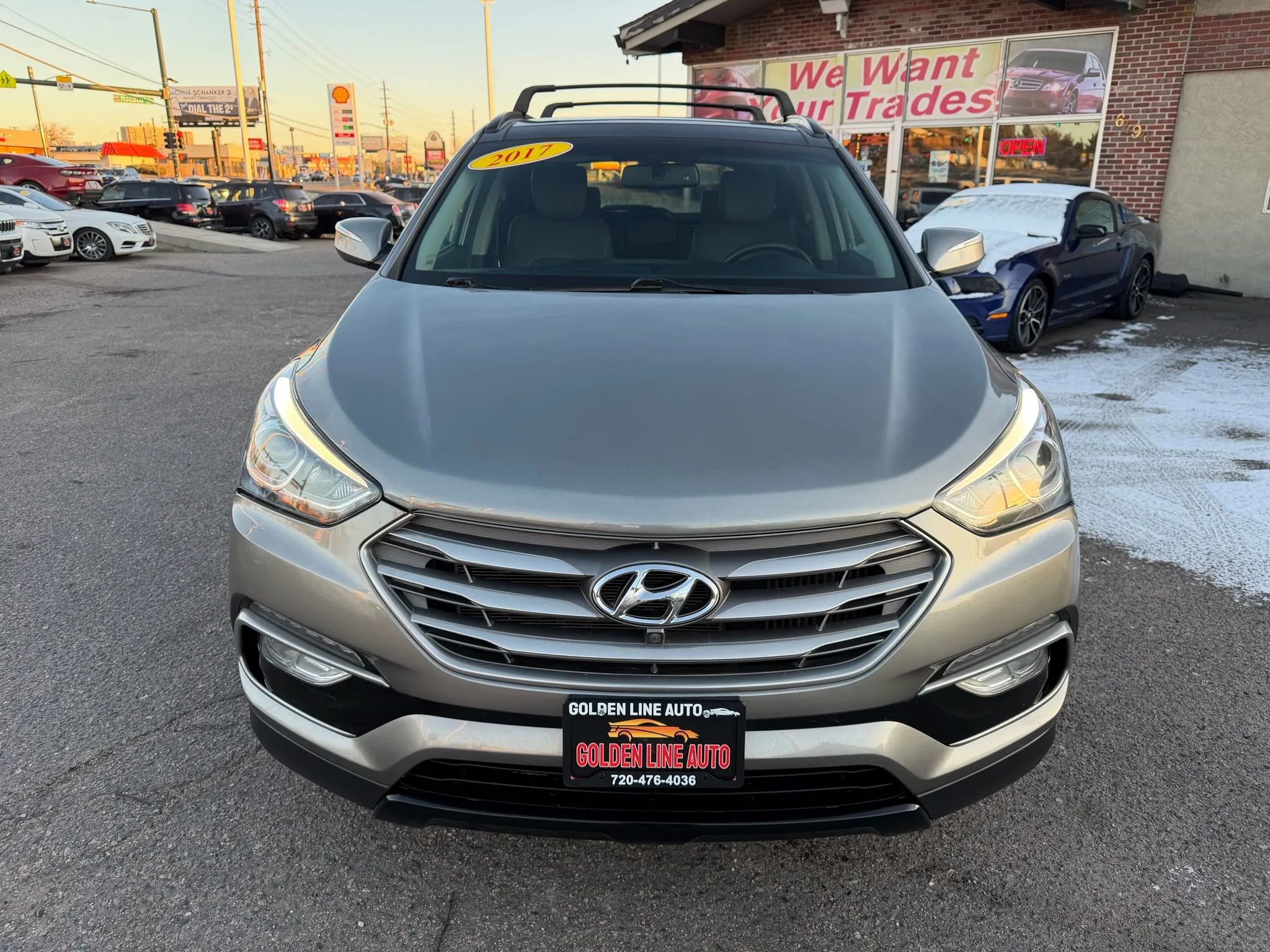 Used 2017 Hyundai Santa Fe Sport image 3