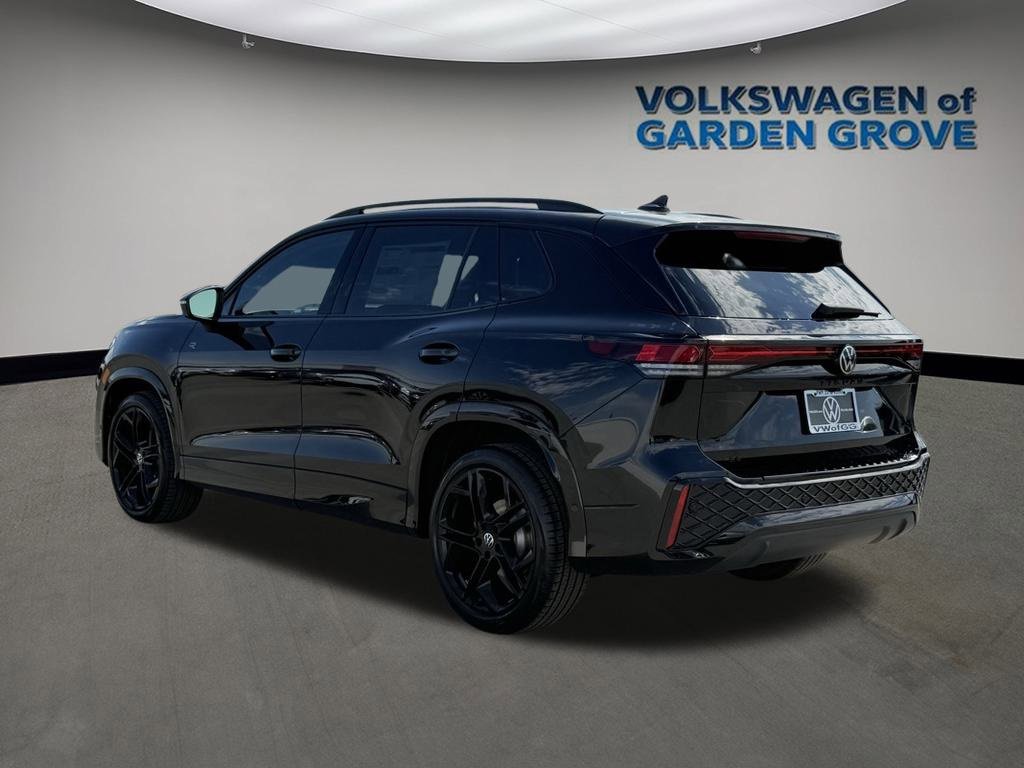 New 2026 Volkswagen Tiguan SE R-Line image 5