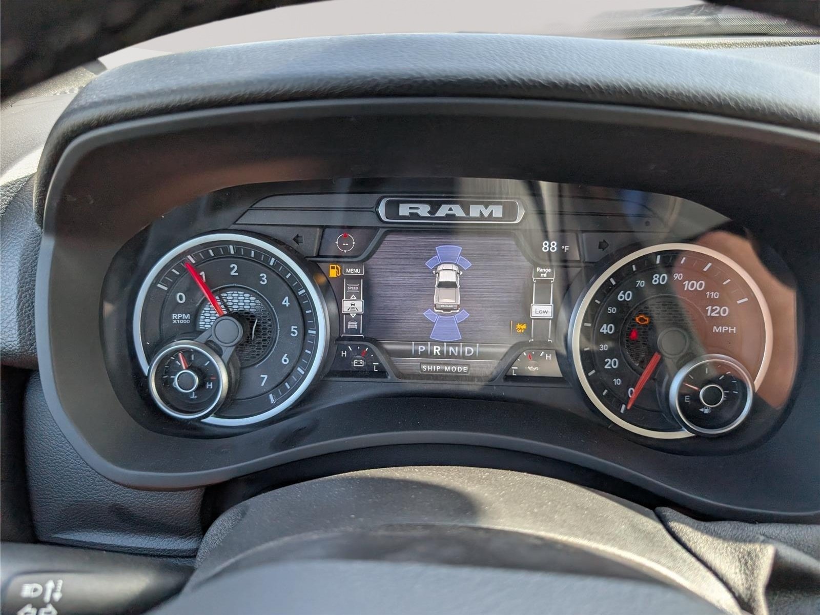 New 2026 RAM 2500 Big Horn AWD/4WD image 23