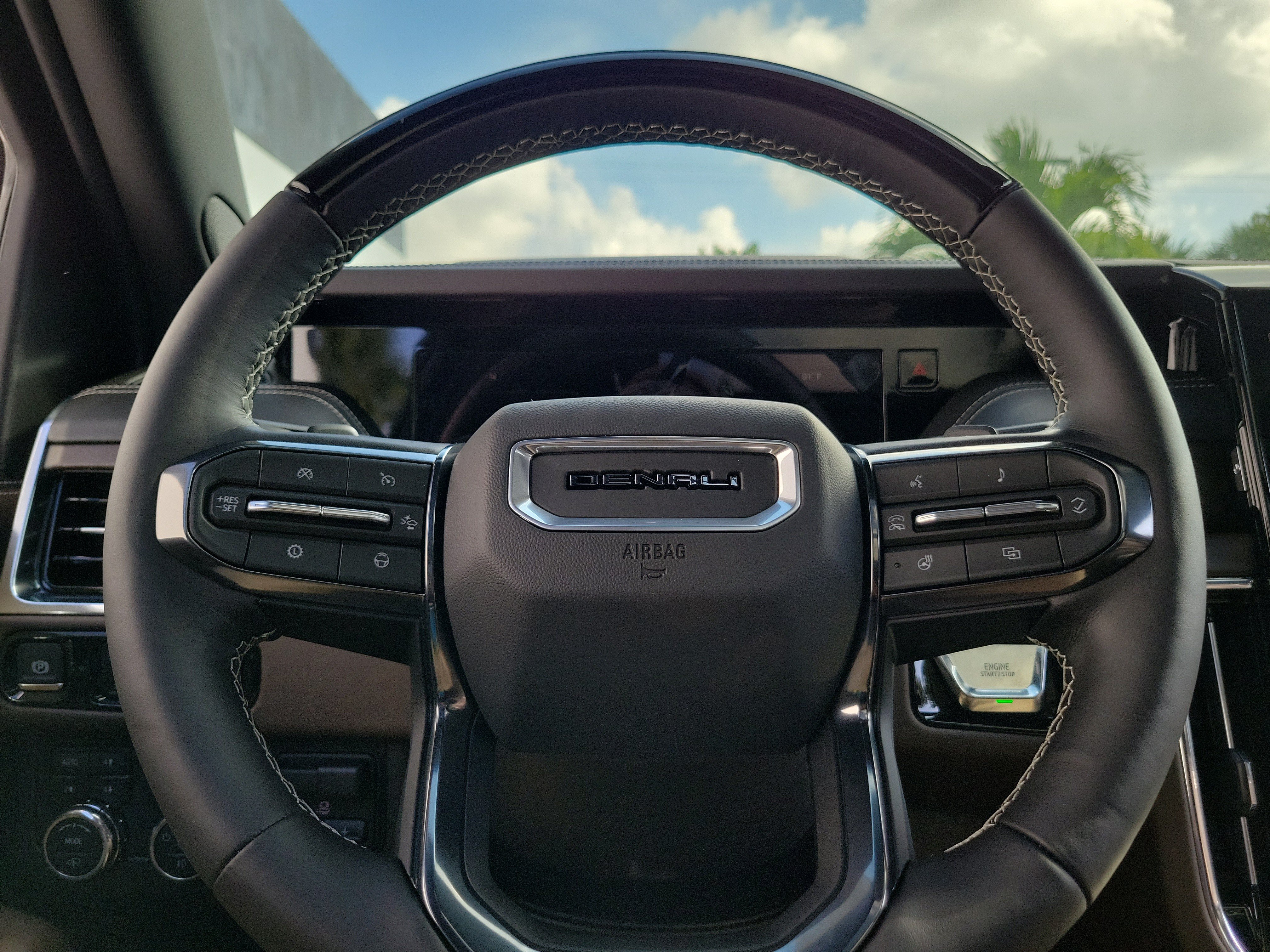 New 2026 GMC Yukon XL Denali Ultimate AWD/4WD image 25