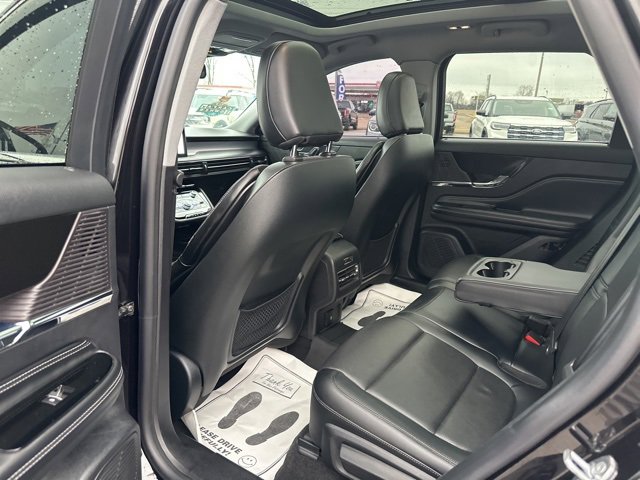 Used 2021 Lincoln Corsair AWD w/ Premium Package image 22