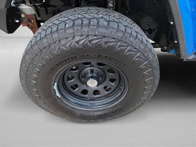 Used 2021 Jeep Gladiator Sport AWD/4WD image 9