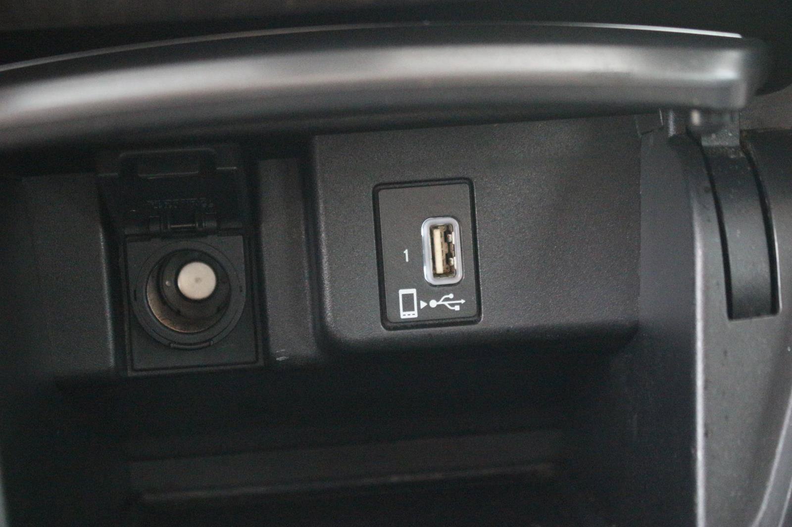 Used 2018 Honda Accord EX-L image 28