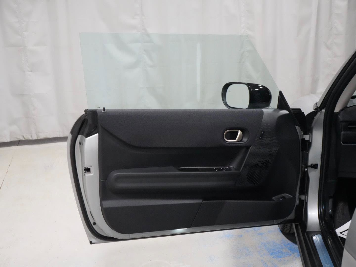 Certified 2025 MINI Cooper 2-Door Hardtop image 23