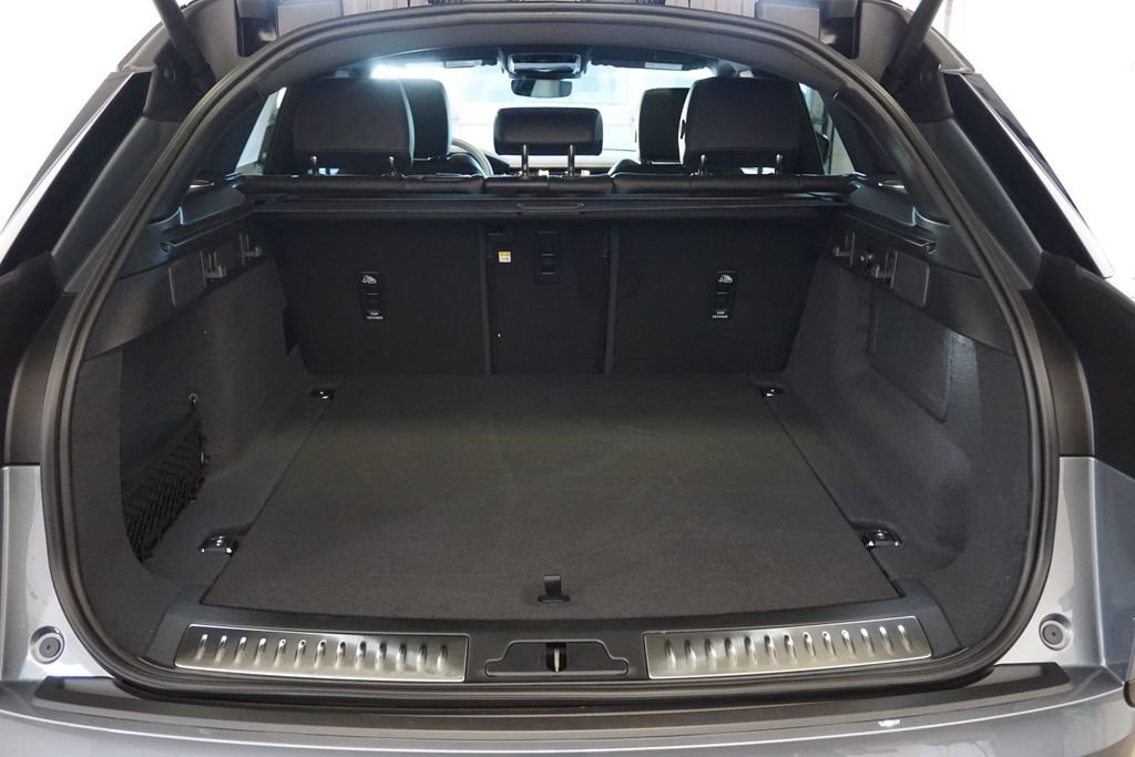 New 2026 Land Rover Range Rover Velar Dynamic SE image 31