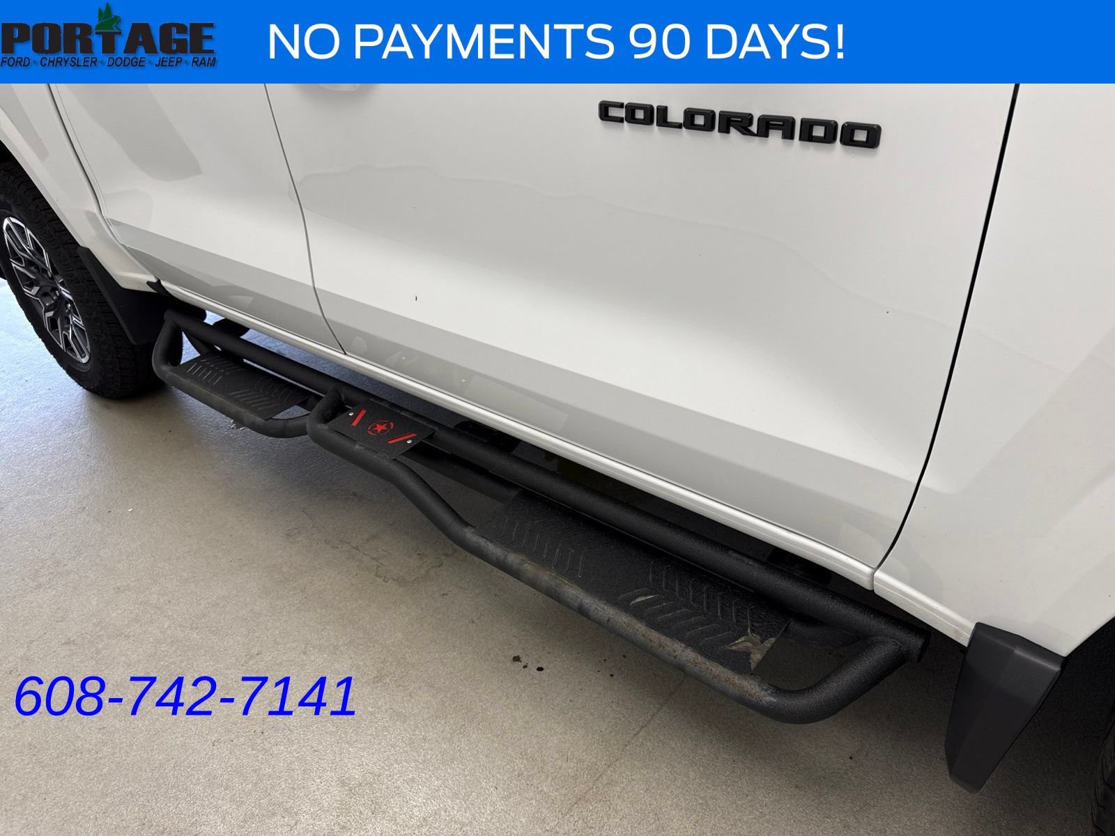 Used 2024 Chevrolet Colorado Z71 w/ Z71 Convenience Package 2 AWD/4WD image 2