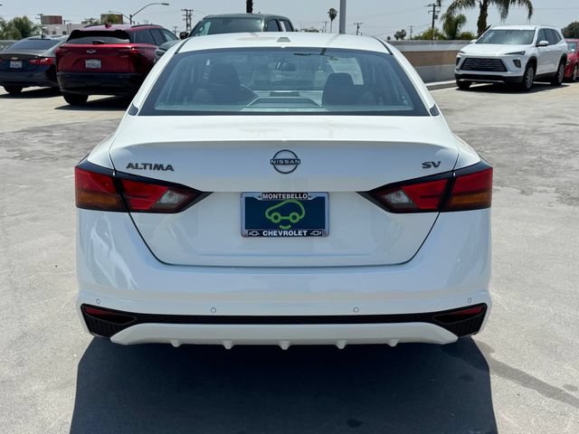 Used 2024 Nissan Altima 2.5 SV FWD image 3