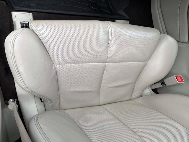Used 2020 Lincoln Continental w/ Premium Package FWD image 14