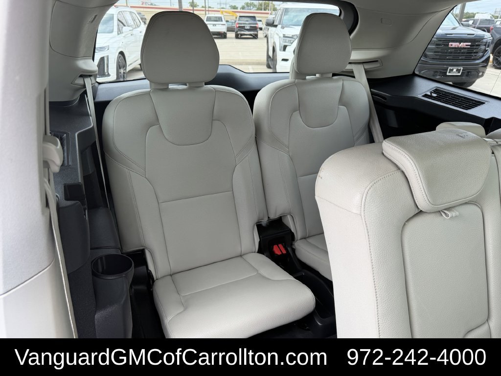 Used 2018 Volvo XC90 T5 Momentum w/ Convenience Package FWD image 31