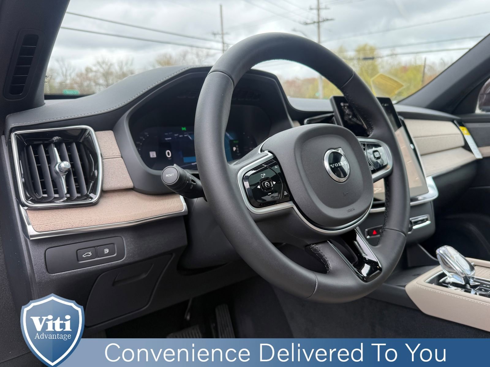 New 2026 Volvo XC90 T8 Ultra w/ Protection Package Premier AWD/4WD image 12