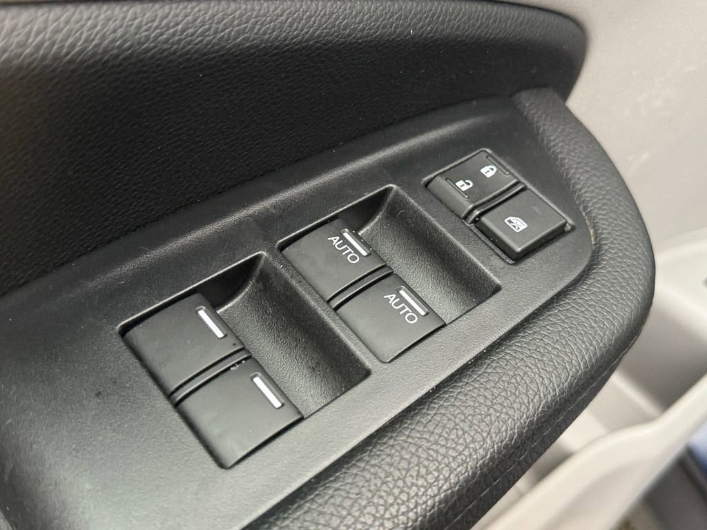 Used 2022 Honda Pilot Elite image 28