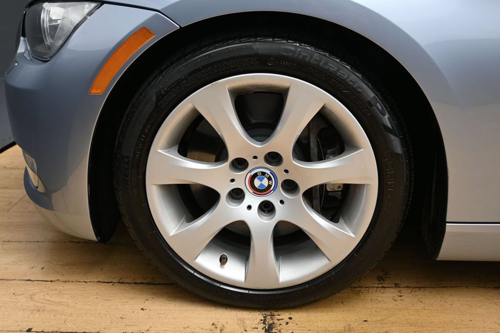 Used 2009 BMW 335i Convertible RWD image 23