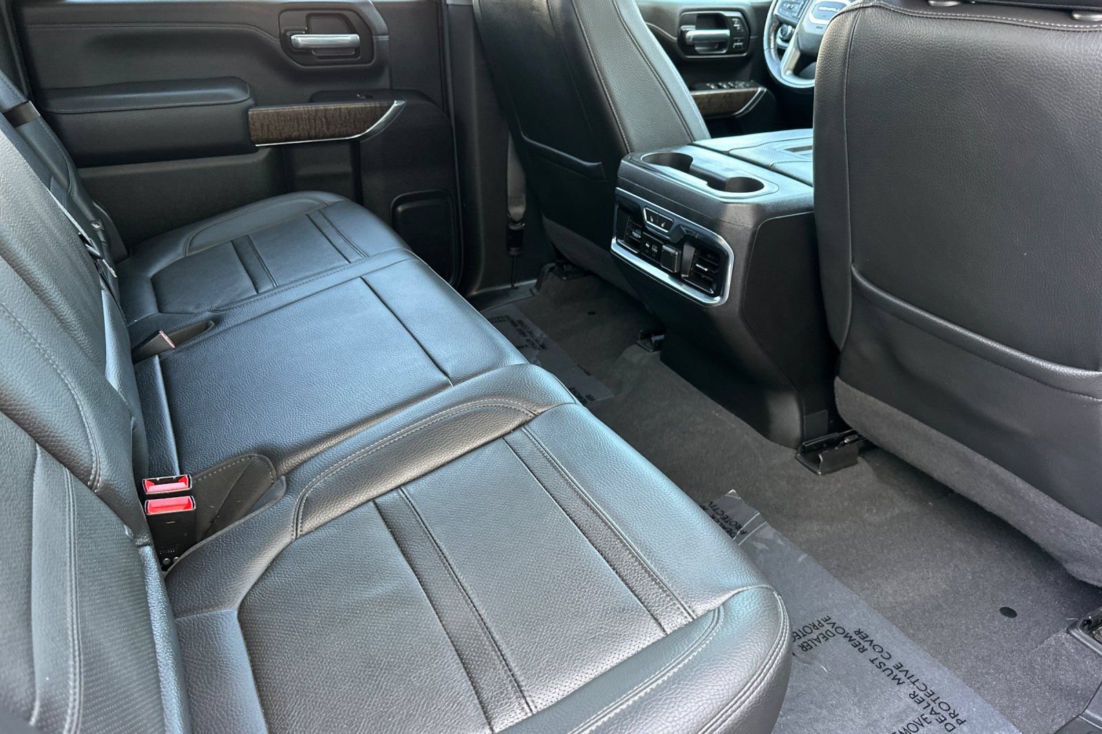 Certified 2021 GMC Sierra 2500 Denali w/ Denali Black Diamond Edition AWD/4WD image 18
