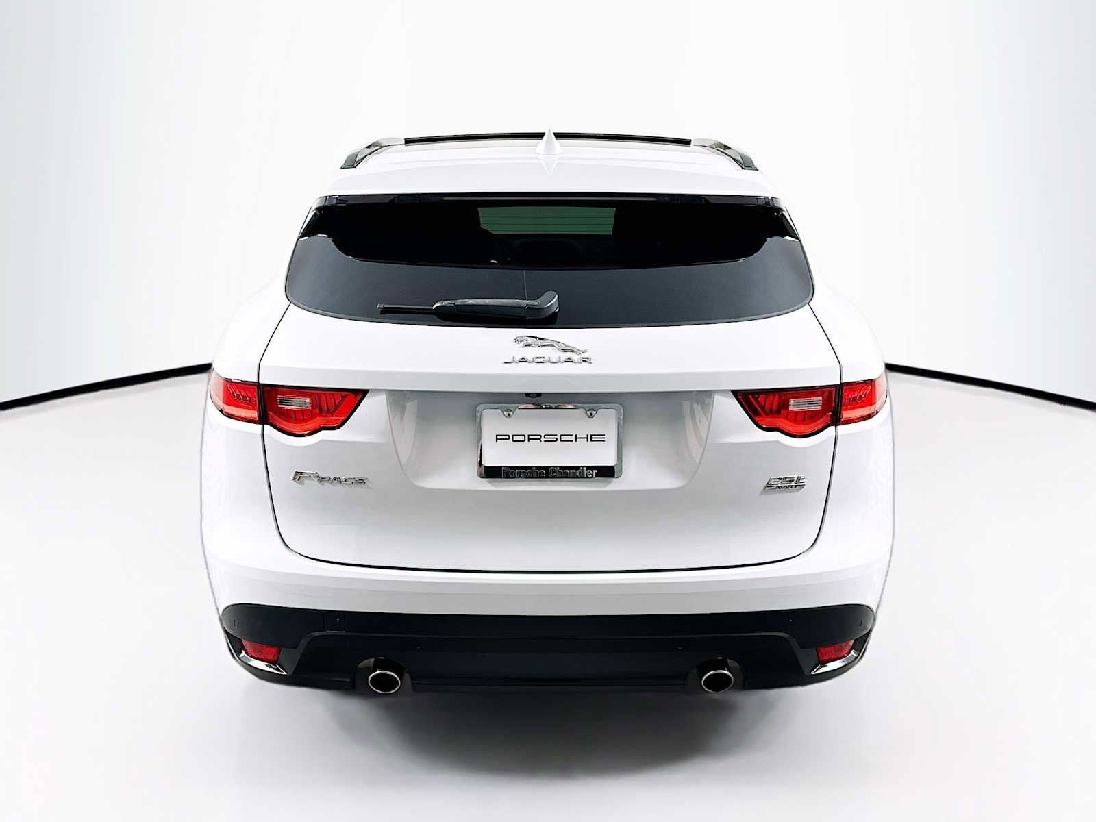 Used 2018 Jaguar F-PACE Prestige AWD/4WD image 10