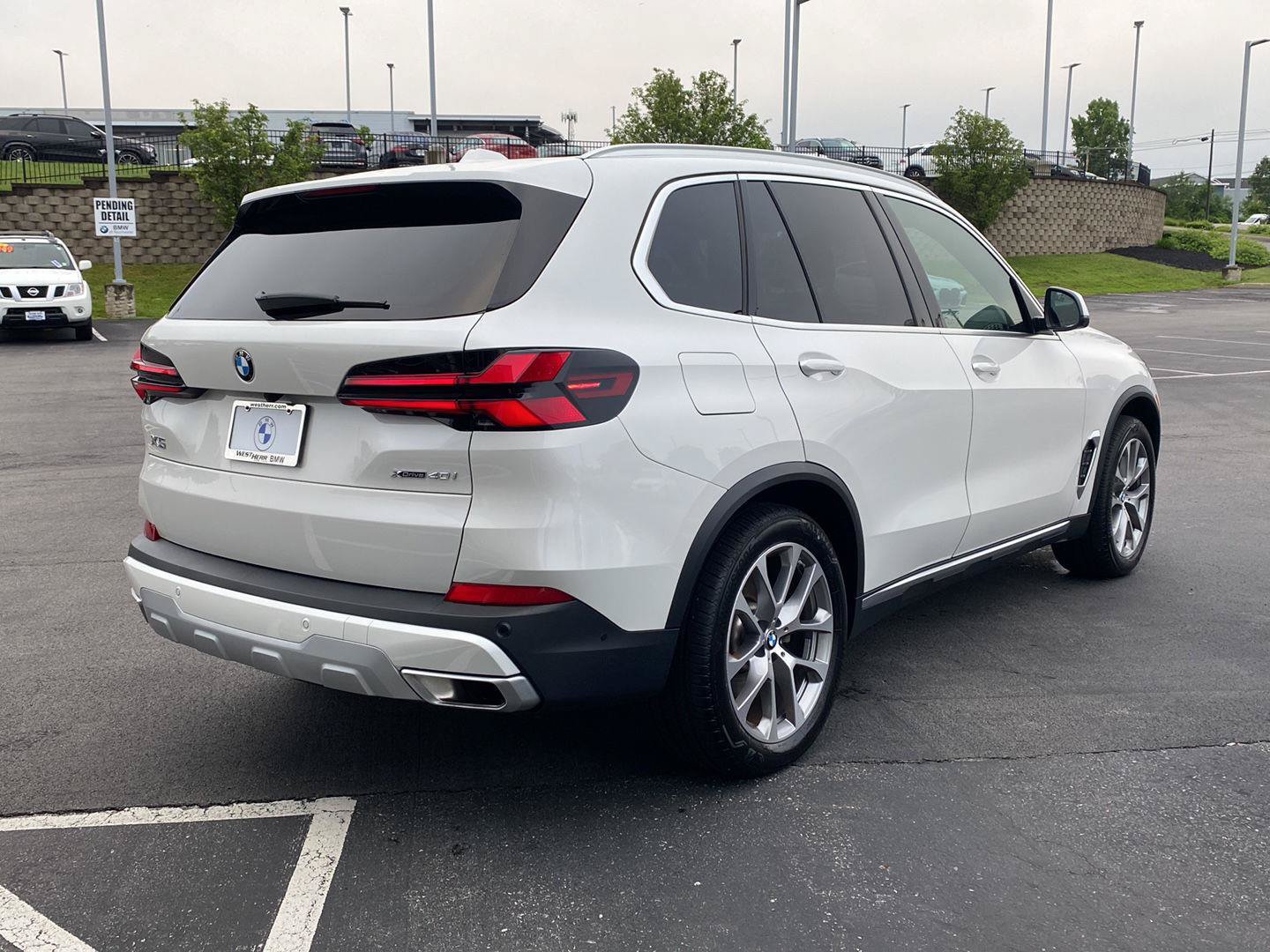 New 2026 BMW X5 xDrive40i w/ Climate Comfort Package AWD/4WD image 5