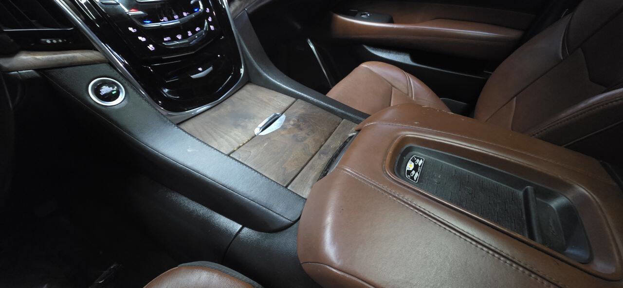 Used 2016 Cadillac Escalade Luxury image 22