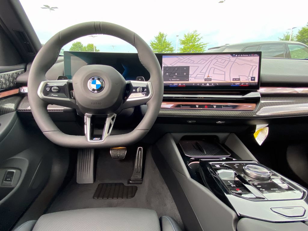 New 2027 BMW 530i xDrive w/ M Sport Package AWD/4WD image 17