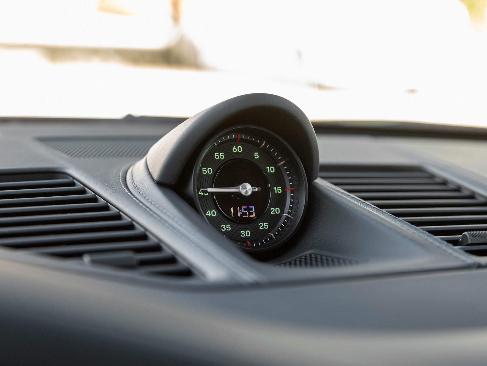 Used 2025 Porsche 911 Turbo S image 24