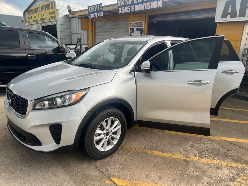 Used 2020 Kia Sorento L FWD image 9