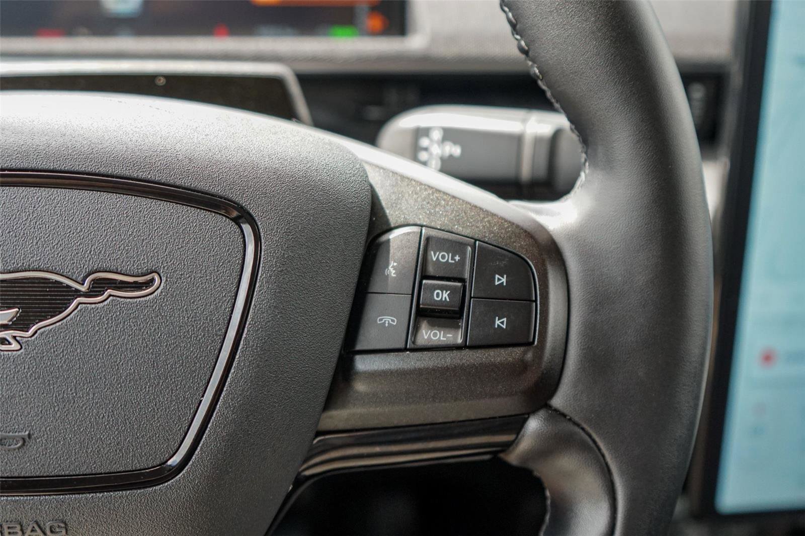 Certified 2025 Ford Mustang Mach-E Select image 16