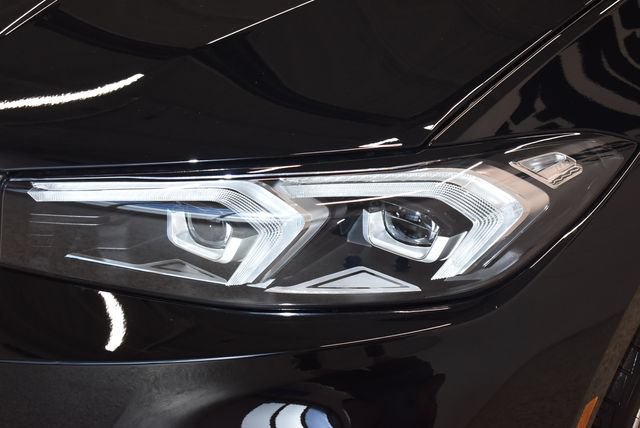 New 2026 BMW 330i xDrive Sedan w/ Premium Package AWD/4WD image 15