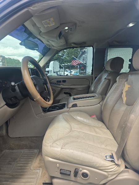 Used 2004 Chevrolet Silverado 2500 LT AWD/4WD image 6