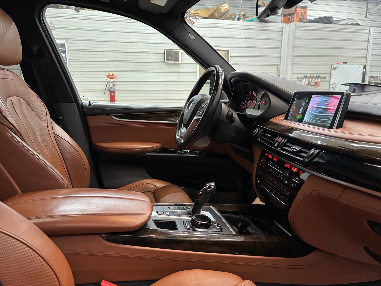 Used 2017 BMW X5 xDrive50i image 28