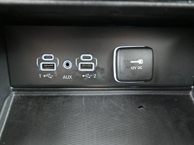 Used 2023 Jeep Grand Cherokee Overland w/ Advanced Protech Group III image 32