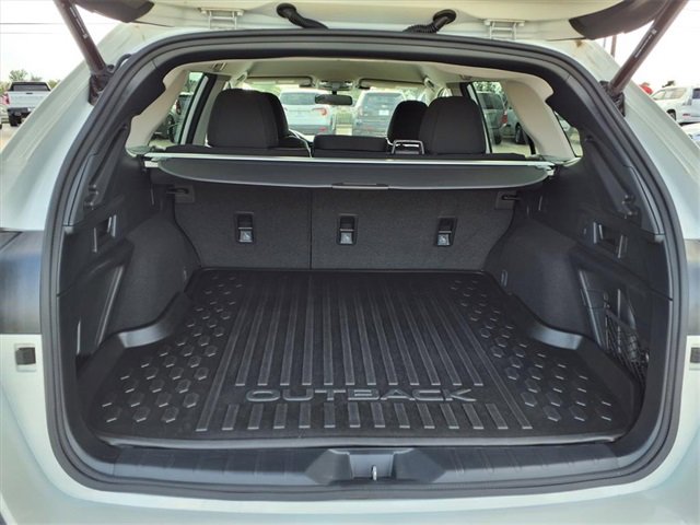 Certified 2023 Subaru Outback Premium image 20