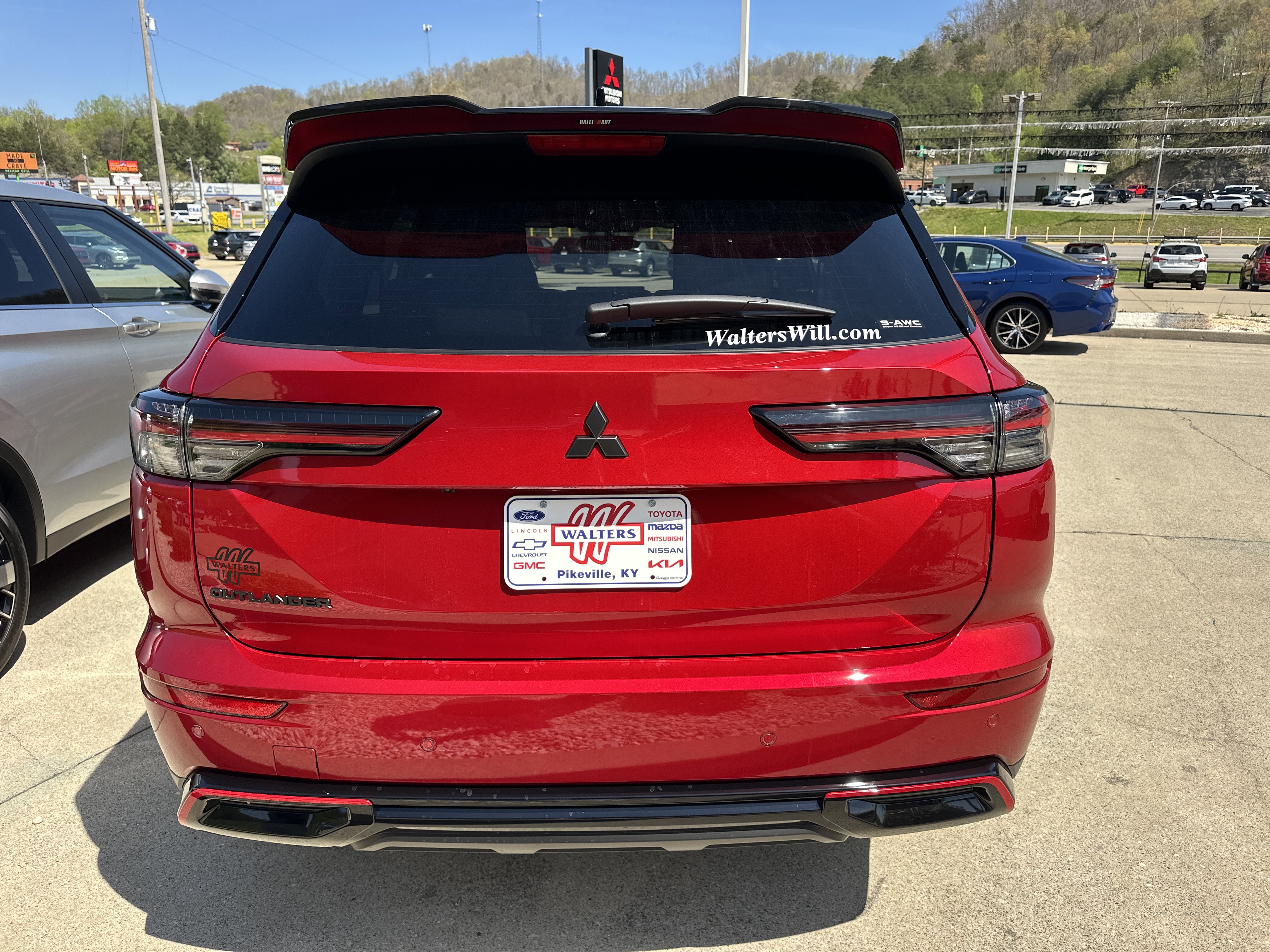 New 2026 Mitsubishi Outlander Ralliart AWD/4WD image 3
