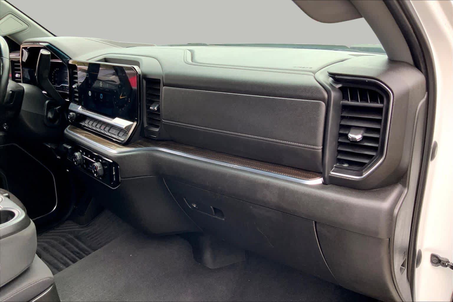 Used 2024 Chevrolet Silverado 2500 LT AWD/4WD image 19